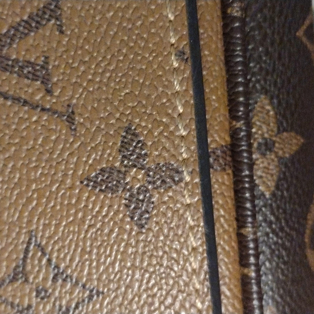 Louis Vuitton Reverse Monogram Pochette Metis - Picture 14 of 16